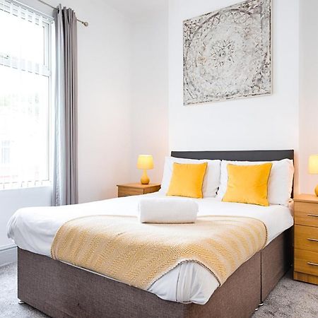 Walk To Swansea Stadium, 3 Rooms, Smart Tv'S Exterior photo